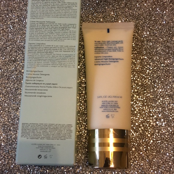 Estée Lauder Advanced Night Micro Cleansing Foam - Picture 3 of 9
